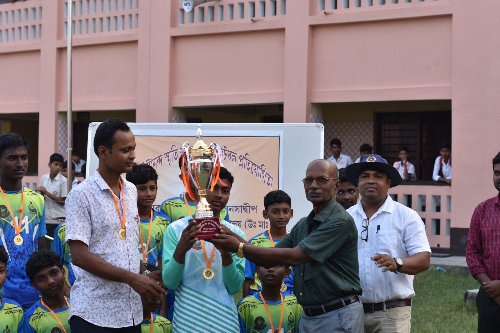 স্বামী ইষ্টানন্দ মেমোরিয়াল আন্তঃ বিভাগ ফুটবল প্রতিযোগিতা-২০২৫  ( প্রথম বর্ষ)